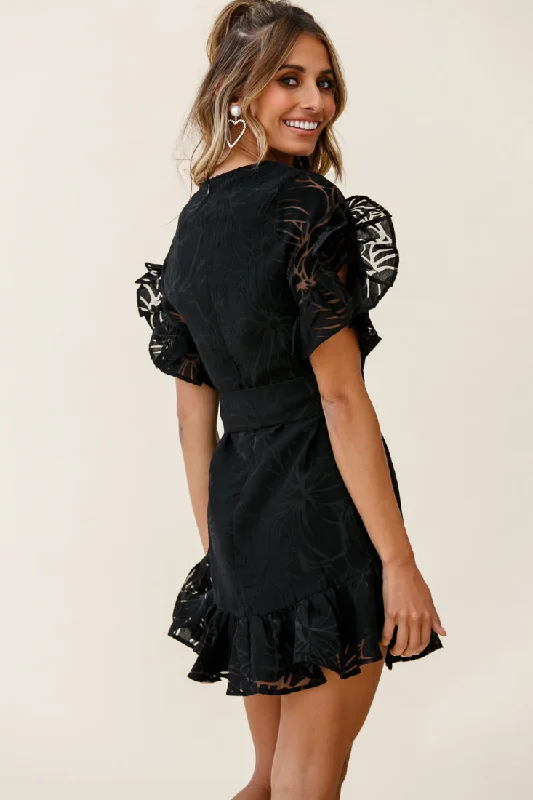 Coolum Ruffle Sleeve Dress Black