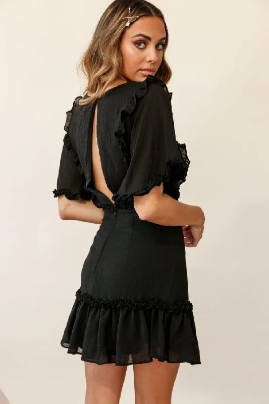 Halo V-Neckline Frill Detail Dress Black