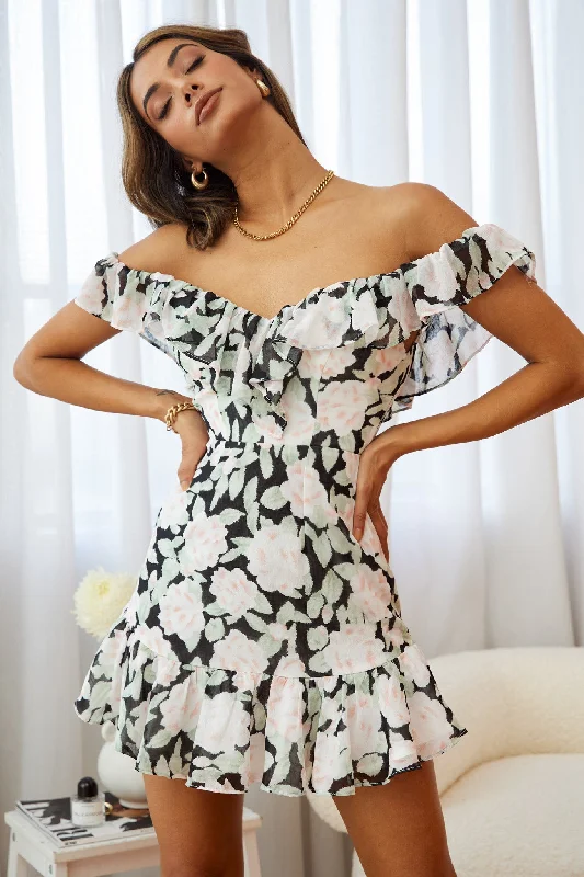 Sweet Melody Sweetheart Neckline Off-Shoulder Dress Floral Print Black/Nude