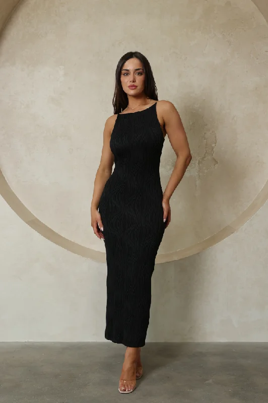 ITS KARA MAXI DRESS - Black